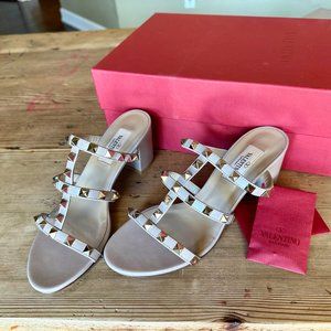 Valentino Garavani Rockstud Black sandals size 36.5 NTW